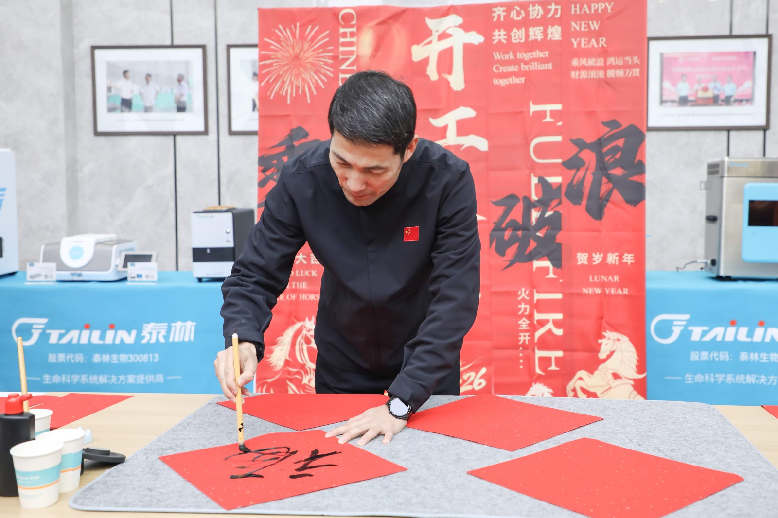 1771920603823902LfVv.jpg EF1A7804.jpg